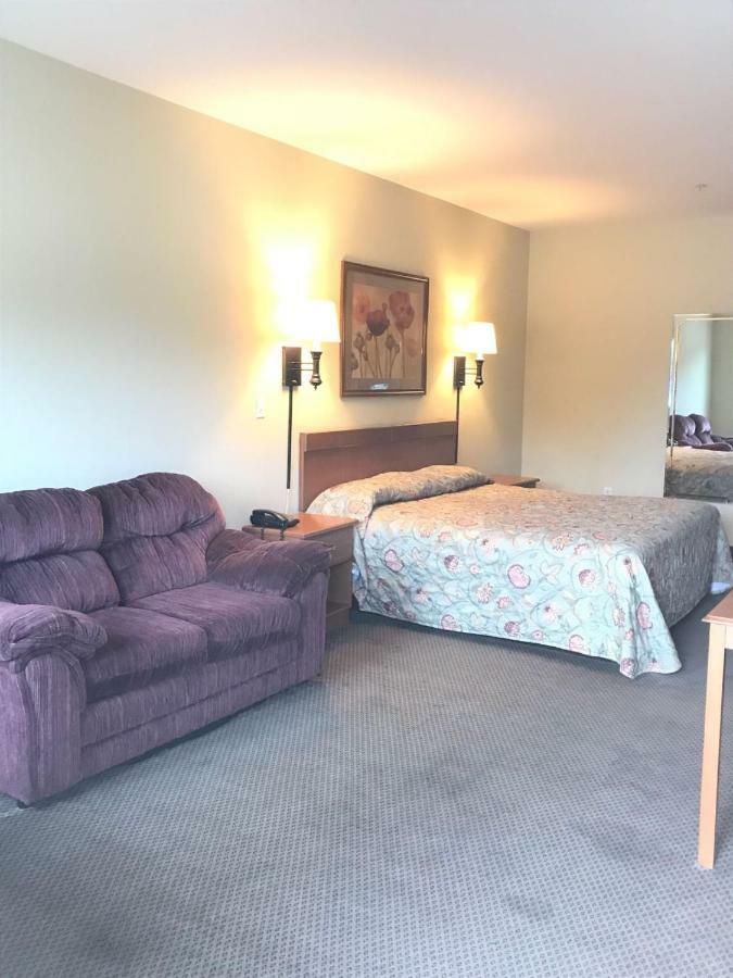 City Heart Inn & Suites Piedmont ภายนอก รูปภาพ