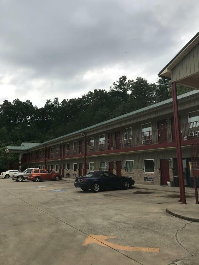 City Heart Inn & Suites Piedmont ภายนอก รูปภาพ